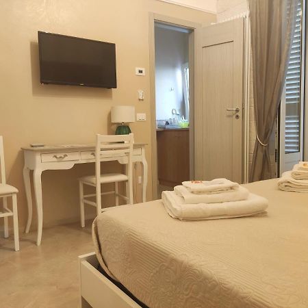 Dimora Della Nonna Hotel Mola di Bari Buitenkant foto